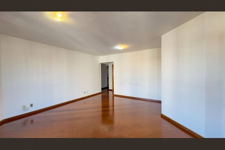 Sala de apartamento para alugar com 3 quartos, 140m² em Chácara Santo Antônio (zona Sul), São Paulo