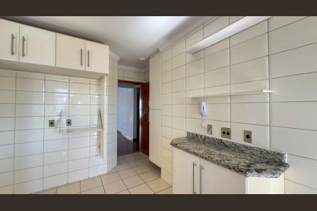 Apartamento para alugar com 140m², 3 quartos e 3 vagasCozinha