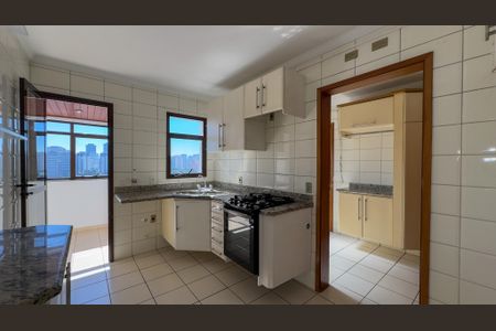 Apartamento para alugar com 140m², 3 quartos e 3 vagasCozinha