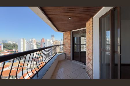 Sacada de apartamento para alugar com 3 quartos, 140m² em Chácara Santo Antônio (zona Sul), São Paulo
