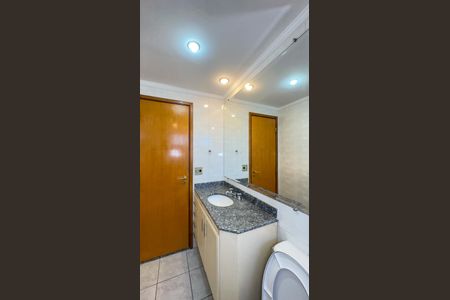 Apartamento para alugar com 140m², 3 quartos e 3 vagasBanheiro da Suíte