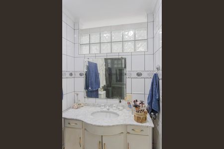 Apartamento à venda com 117m², 3 quartos e 1 vagaBanheiro da Suíte 1