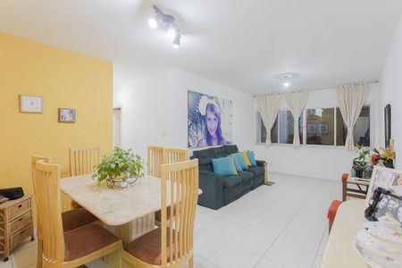 Apartamento à venda com 117m², 3 quartos e 1 vagaSala