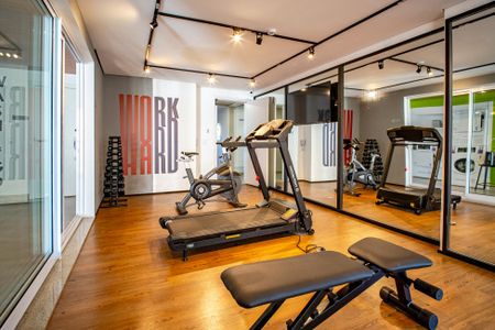 Studio para alugar com 26m², 1 quarto e sem vaga Studio para alugar com 26m², 1 quarto e sem vagaÁrea comum - Academia