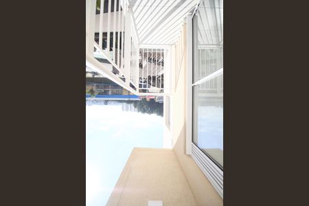 Apartamento para alugar com 35m², 2 quartos e sem vagaSacada