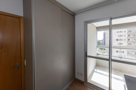 Apartamento à venda com 87m², 3 quartos e 2 vagas Apartamento à venda com 87m², 3 quartos e 2 vagasQuarto 2 (Escritório