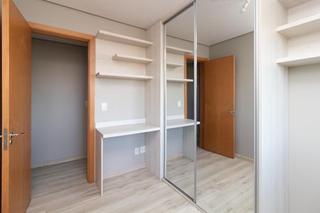 Apartamento para alugar com 72m², 3 quartos e 2 vagasQuarto 2