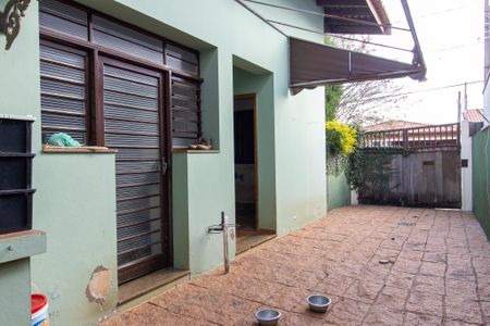 Casa para alugar com 430m², 4 quartos e 4 vagas Casa para alugar com 430m², 4 quartos e 4 vagasÁrea de Serviço