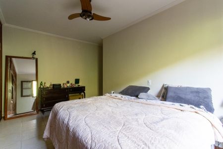 Casa para alugar com 430m², 4 quartos e 4 vagas Casa para alugar com 430m², 4 quartos e 4 vagasSuite
