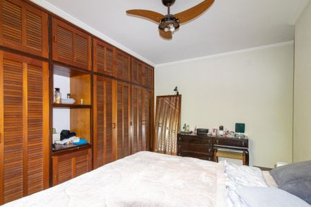Casa para alugar com 430m², 4 quartos e 4 vagas Casa para alugar com 430m², 4 quartos e 4 vagasSuite
