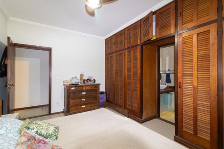Casa para alugar com 430m², 4 quartos e 4 vagas Casa para alugar com 430m², 4 quartos e 4 vagasSuite 2