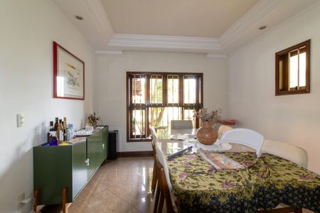Sala de casa para alugar com 4 quartos, 430m² em Cidade Universitária, Campinas