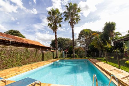 Casa para alugar com 430m², 4 quartos e 4 vagas Casa para alugar com 430m², 4 quartos e 4 vagasÁrea externa
