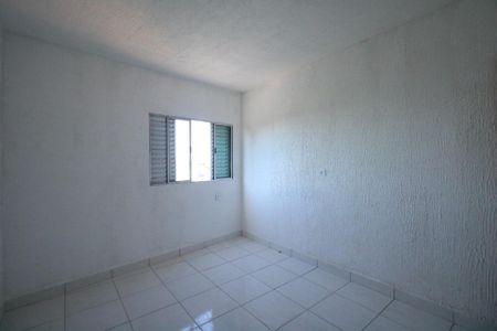 Quarto de casa para alugar com 1 quarto, 20m² em Serraria, Diadema