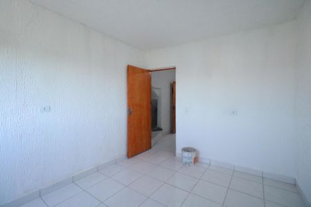 Quarto de casa para alugar com 1 quarto, 20m² em Serraria, Diadema