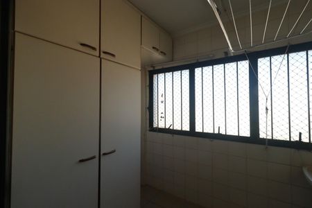 Apartamento para alugar com 135m², 3 quartos e 2 vagasÁrea de Serviço
