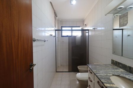 Apartamento para alugar com 135m², 3 quartos e 2 vagasBanheiro da Suíte