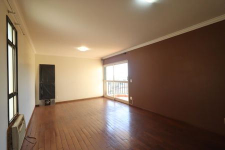 Apartamento para alugar com 135m², 3 quartos e 2 vagasSala
