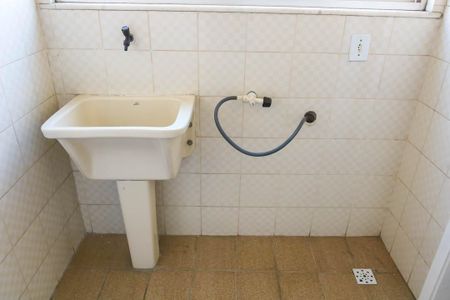 Apartamento para alugar com 93m², 2 quartos e 1 vagaÁrea de Serviço