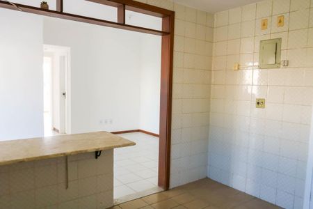 Apartamento para alugar com 93m², 2 quartos e 1 vagaCozinha