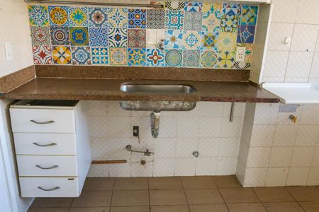 Apartamento para alugar com 93m², 2 quartos e 1 vagaCozinha