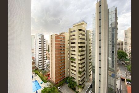 Apartamento à venda com 215m², 5 quartos e 4 vagas Apartamento à venda com 215m², 5 quartos e 4 vagasSuíte 1