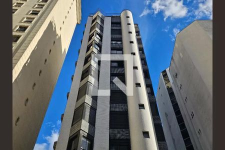 Apartamento à venda com 215m², 5 quartos e 4 vagas Apartamento à venda com 215m², 5 quartos e 4 vagasÁrea Comum