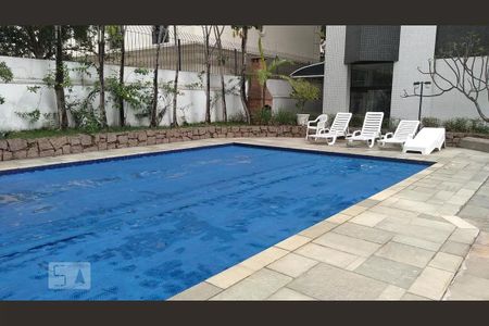 Apartamento à venda com 215m², 5 quartos e 4 vagas Apartamento à venda com 215m², 5 quartos e 4 vagasÁrea Comum