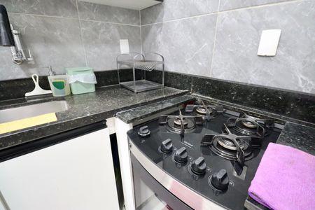 Casa para alugar com 70m², 2 quartos e 2 vagasCozinha