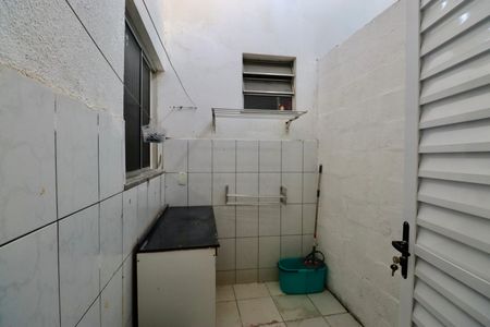 Casa para alugar com 70m², 2 quartos e 2 vagasÁrea de Serviço