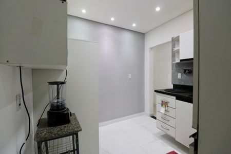 Casa para alugar com 70m², 2 quartos e 2 vagasCozinha