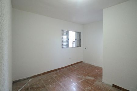 Quarto de casa para alugar com 1 quarto, 20m² em Serraria, Diadema