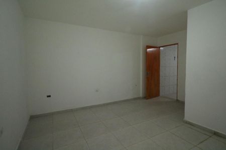 Quarto de casa para alugar com 1 quarto, 20m² em Serraria, Diadema