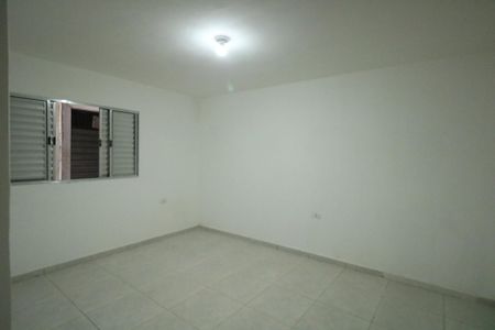Quarto de casa para alugar com 1 quarto, 20m² em Serraria, Diadema