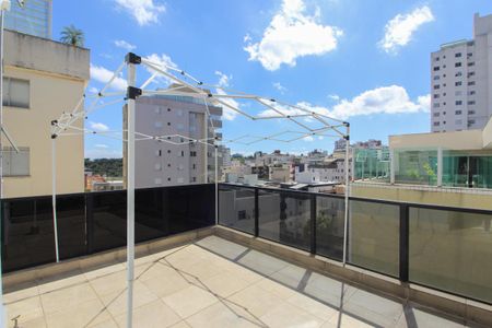 Apartamento à venda com 78m², 2 quartos e 2 vagas Apartamento à venda com 78m², 2 quartos e 2 vagasVaranda da Suíte