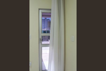 Apartamento à venda com 78m², 2 quartos e 2 vagas Apartamento à venda com 78m², 2 quartos e 2 vagasVaranda da Suíte