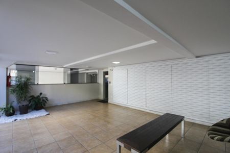 Apartamento à venda com 78m², 2 quartos e 2 vagas Apartamento à venda com 78m², 2 quartos e 2 vagasHall de entrada