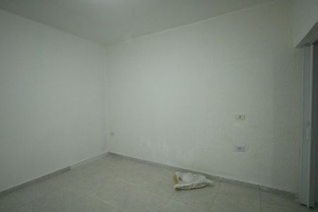 Quarto de casa para alugar com 1 quarto, 20m² em Serraria, Diadema