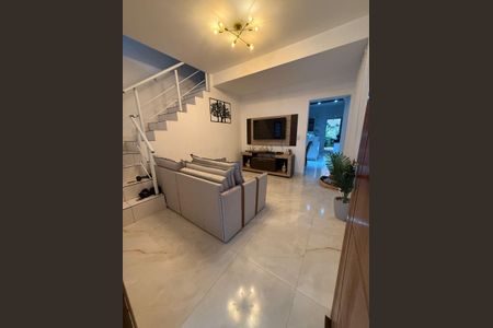Casa à venda com 3 quartos, 220m² em Jardim da Conquista (Zona Oeste), São Paulo