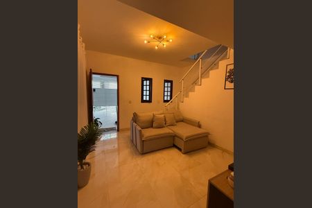 Casa à venda com 3 quartos, 220m² em Jardim da Conquista (Zona Oeste), São Paulo