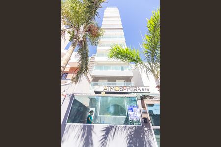 Apartamento à venda com 60m², 2 quartos e 1 vagaFachada
