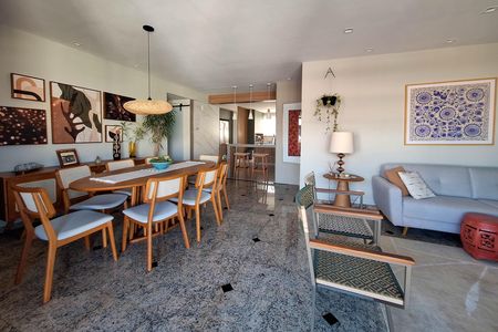 Apartamento à venda com 200m², 4 quartos e 2 vagas Apartamento à venda com 200m², 4 quartos e 2 vagasSala