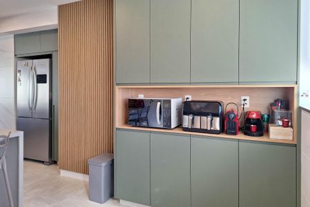 Apartamento à venda com 200m², 4 quartos e 2 vagas Apartamento à venda com 200m², 4 quartos e 2 vagasCozinha