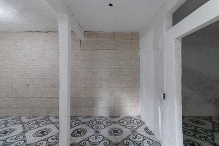 Casa para alugar com 20m², 2 quartos e sem vaga Casa para alugar com 20m², 2 quartos e sem vagaSala