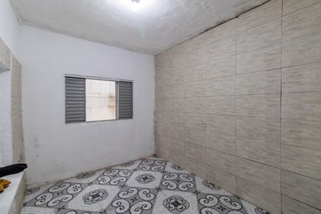 Casa para alugar com 20m², 2 quartos e sem vaga Casa para alugar com 20m², 2 quartos e sem vagaSala