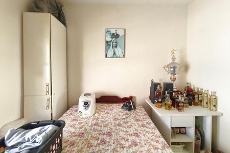 Casa à venda com 170m², 3 quartos e 3 vagas Casa à venda com 170m², 3 quartos e 3 vagasEdícula - Quarto