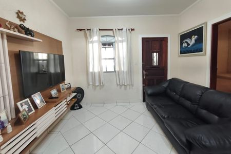 Casa à venda com 170m², 3 quartos e 3 vagas Casa à venda com 170m², 3 quartos e 3 vagasSala de Estar