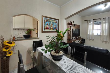 Casa à venda com 170m², 3 quartos e 3 vagas Casa à venda com 170m², 3 quartos e 3 vagasSala de Jantar