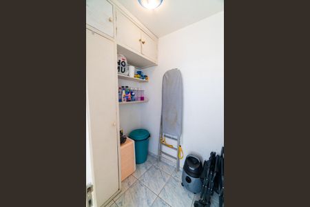 Apartamento à venda com 112m², 3 quartos e 1 vaga Apartamento à venda com 112m², 3 quartos e 1 vagaQuarto de Serviço
