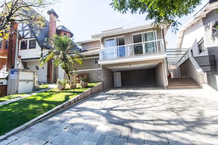 Casa de condomínio para alugar com 350m², 3 quartos e 2 vagas Casa de condomínio para alugar com 350m², 3 quartos e 2 vagasGaragem